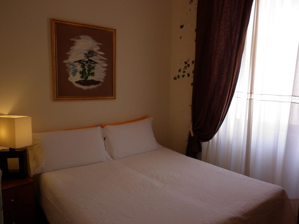 Suite City Center Taormina Room photo